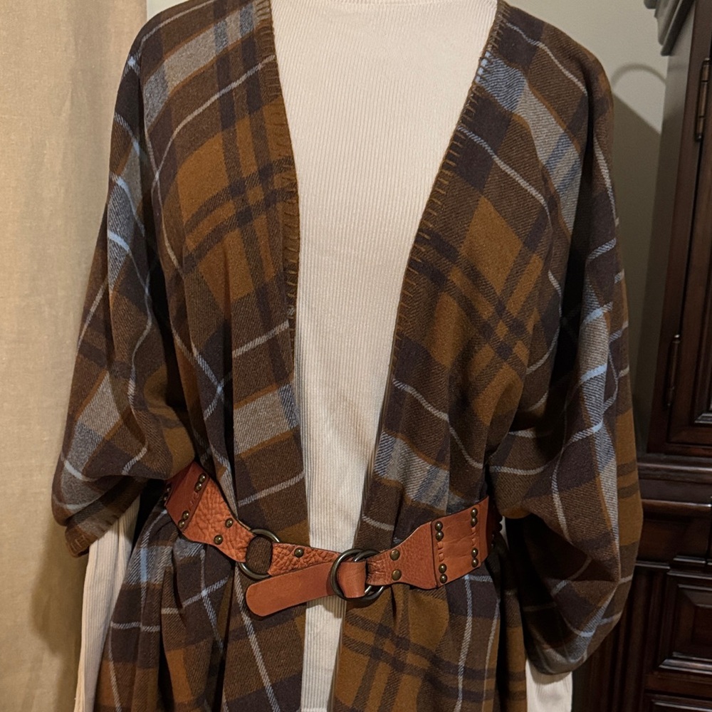 Ruby Rd. Brown Plaid Poncho - Perfectly Classy for Cold Weather! OS - Picture 4 of 7